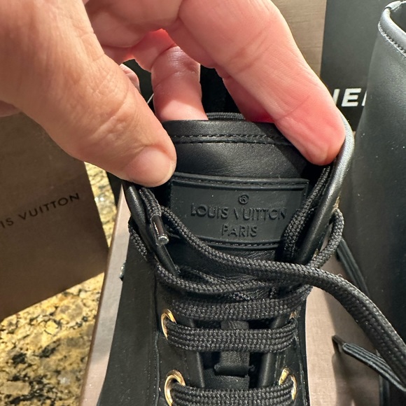 Louis Vuitton ankle boots/sneakers NWT 38.5 w/gold tone nail head trim - Picture 7 of 9